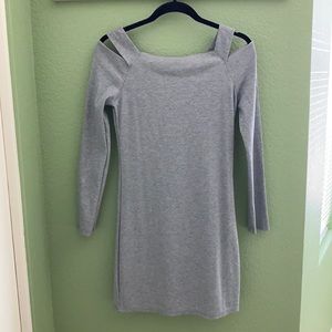 Cold shoulder dress ~Size M